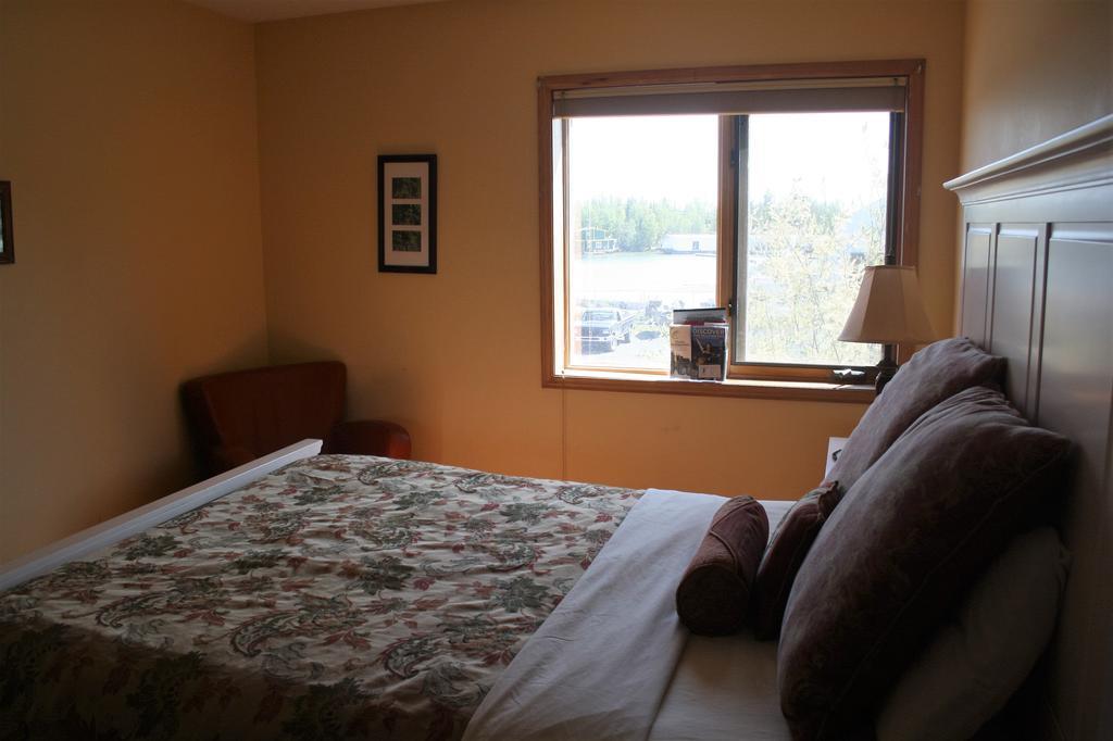 Aurora Bayside Inn Yellowknife Værelse billede